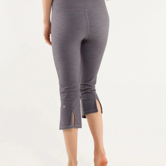 Lululemon Gather & Crow Crop *Denim Coal Fossil Slub Denim 16304 - Picture 2 of 15
